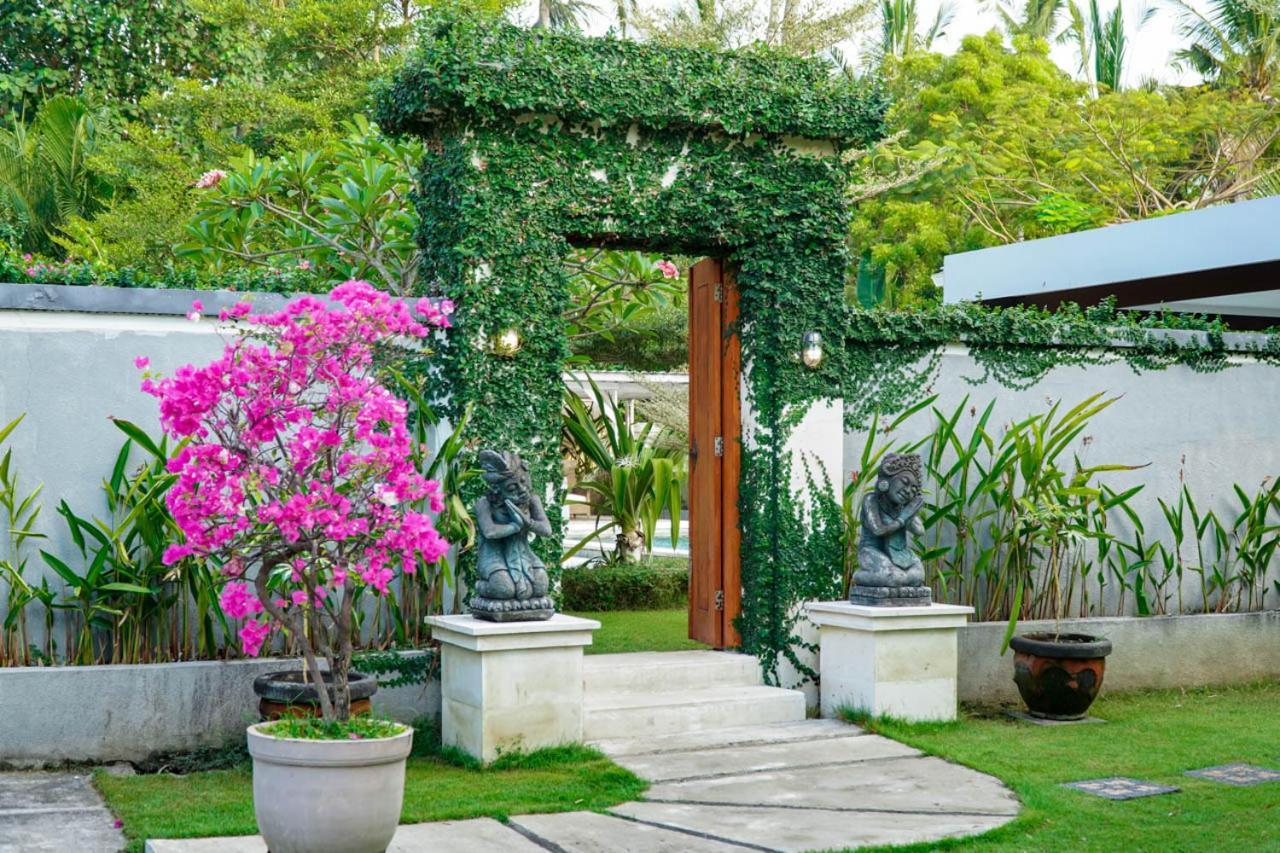 Kimana Villa Manggis  Exterior photo
